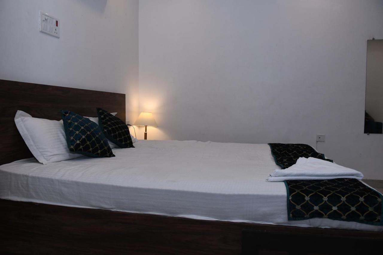 Hotel Vista Palace Patna  Esterno foto
